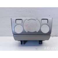 Пепельница Peugeot 308 1 2008 9660529177