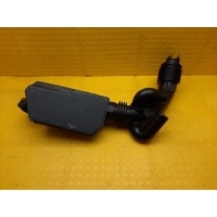 Патрубок воздушного фильтра Renault Duster 2014 165556262R