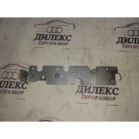 кронштейн (сопут. товар) VW Golf VI 2009-2012 2011 03C253197N