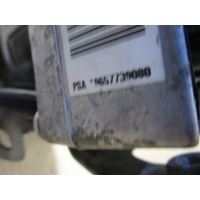 Насос гур citroen c5 ii 04 - 9657739080