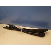 Уплотнитель стекла передней левой двери Mazda 6 GG 2002-2007 GJ6A59605G