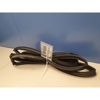 Уплотнитель двери передней левой Mazda 6 GG 2002-2007 GJ6A59760E