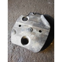 Крышка двигателя декоративная Volkswagen Golf 4(1997-2004) 2002 038103925e