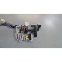 Блок предохранителей Mitsubishi Colt 2008-2012 2009 8637a390