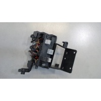 Блок предохранителей Volkswagen Caddy 2004-2010 2004 1K0937049S