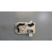 Блок предохранителей Hyundai Veloster 2011- 2012 954002v071