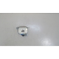 Блок управления раздаткой Infiniti QX56 2004-2010 2004 330847S115