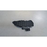 Заглушка (решетка) бампера Mazda 3 (BK) 2003-2009 2005 bn8v50c11