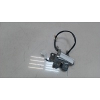 Замок багажника Toyota Yaris 1999-2006 2003 693500D030