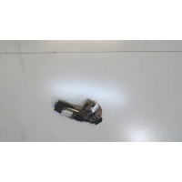 Замок двери Mitsubishi Carisma 1996 M816478