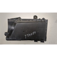 Корпус воздушного фильтра Audi TT 1998-2006 2000 8L9133837A