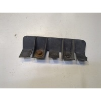 Кронштейн бампера Land Rover Discovery 3 2004-2009 2006 DQL000091