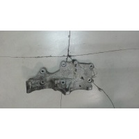 Кронштейн компрессора кондиционера Volkswagen Golf 5 2003-2009 2005 03G903139F