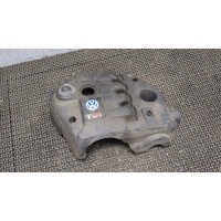 Накладка декоративная на ДВС Volkswagen Passat 5 2000-2005 2003 038103925dg