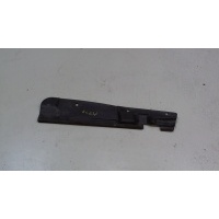 Накладка решетки радиатора Mitsubishi Pajero / Montero 2000-2006 2002 MR520107