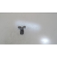 Петля двери Mitsubishi Eclipse 2005-2011 2006 MR271687