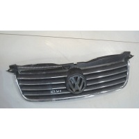 Решетка радиатора Volkswagen Passat 5 2000-2005 2001 3B0853651L
