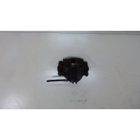 Суппорт Mitsubishi Carisma 2003 M863311