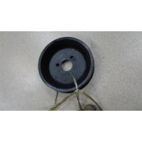 Шкив водяного насоса (помпы) Ford Focus 1 1998-2005 2005 1089808