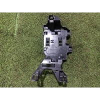 Кронштейн блока управления Mercedes-Benz E class W213 2018 A2135451140