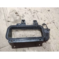Воздухозаборник Mercedes E W211 2005 2118300044