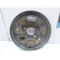Щит опорный задний правый Toyota Avensis I (1997 - 2003) 4704305020