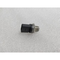 Датчик давления топлива Mercedes-Benz Sprinter W901 - W909 Classic MB0770700002, A0061536528