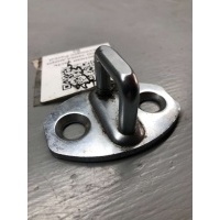 Ответная часть (скоба) замка двери Volkswagen Passat B5 2003 3B0837033AC