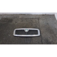 Решетка радиатора Skoda Fabia 2004-2007 2006 6Y0853668B