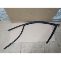 Направляющая стекла Audi Q5 8R 2009 8R0837439F