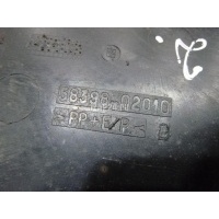 Пыльник (кузов наружные) Toyota Corolla E12 (2001 - 2007) 5839802010