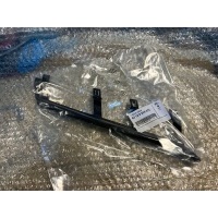 Bmw x3 e83 уплотнитель лампы передняя правый 63126939274