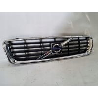 Volvo c30 решетка радиатора 30657194