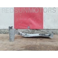 Кронштейн крепления крыла Audi A4 B8 2009 8K0821136B