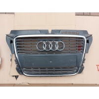 решетка радиатора audi a3 8p рестайлинг 2008 - 2012 г.