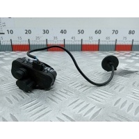 Электропривод (сервопривод) лючка бензобака Volkswagen Golf 5 (2003-2008) 2008 5N0810773B