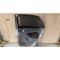 Обшивка двери задней правой Ford Focus II 2008-2011 1677555