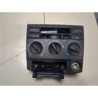 Переключатель отопителя (печки) Toyota Corolla Verso 2002-2004 2003 5590013070B0
