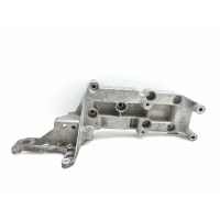 Кронштейн генератора Volvo XC90 1 30757068