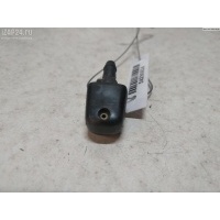 Форсунка омывателя Nissan Almera Tino 2002