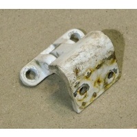 Петля багажника volkswagen golf 867827301