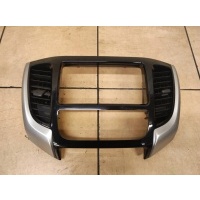 Рамка корпус радио mitsubishi l200 v 15 - 19r