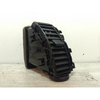 Дефлектор воздуховода Nissan Note E11 2008 68751-9U00B
