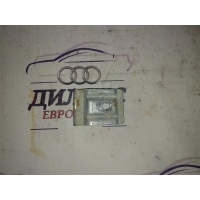крепление акб Audi Q5 2011 8R0803123A