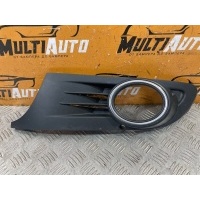Решетка в бампер Перед. Volkswagen Golf PLUS 2009-2014 5m0853665k