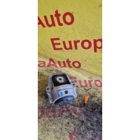 Опора двигателя Audi A4 8K2 2013 8R0199381C