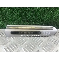 Накладка (молдинг) переднего правого крыла Mercedes C W203 2004 A2036904862