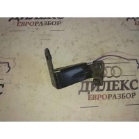 кронштейн Audi Q5 2011 8R0807334