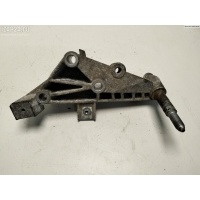 Кронштейн КПП опорный Renault Clio II (1998-2008) 1999 7700415097