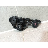 Кронштейн переднего бампера правый Toyota Camry V70 5253533060